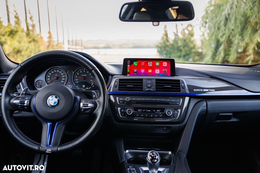 BMW M4 Coupe DKG Competition - 10
