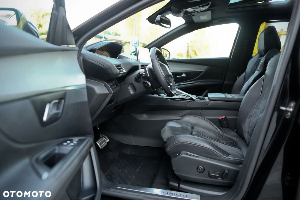 Peugeot 5008 2.0 BlueHDI GT S&S EAT8 - 18