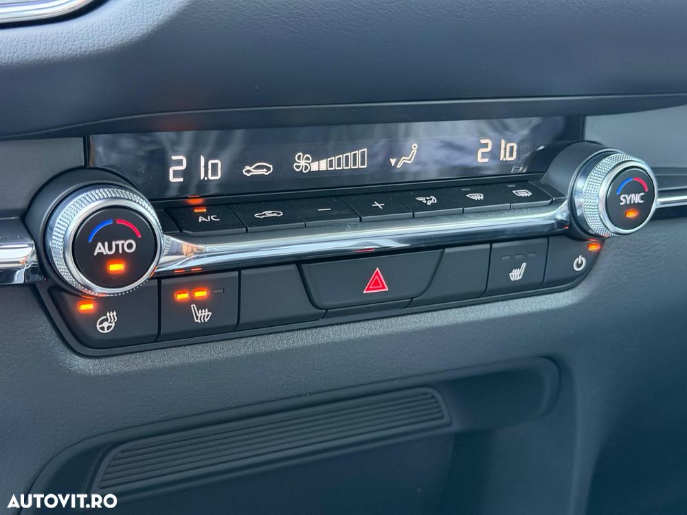 Mazda CX-30 e-SKYACTIV X186 AT MHEV Center-Line - 16