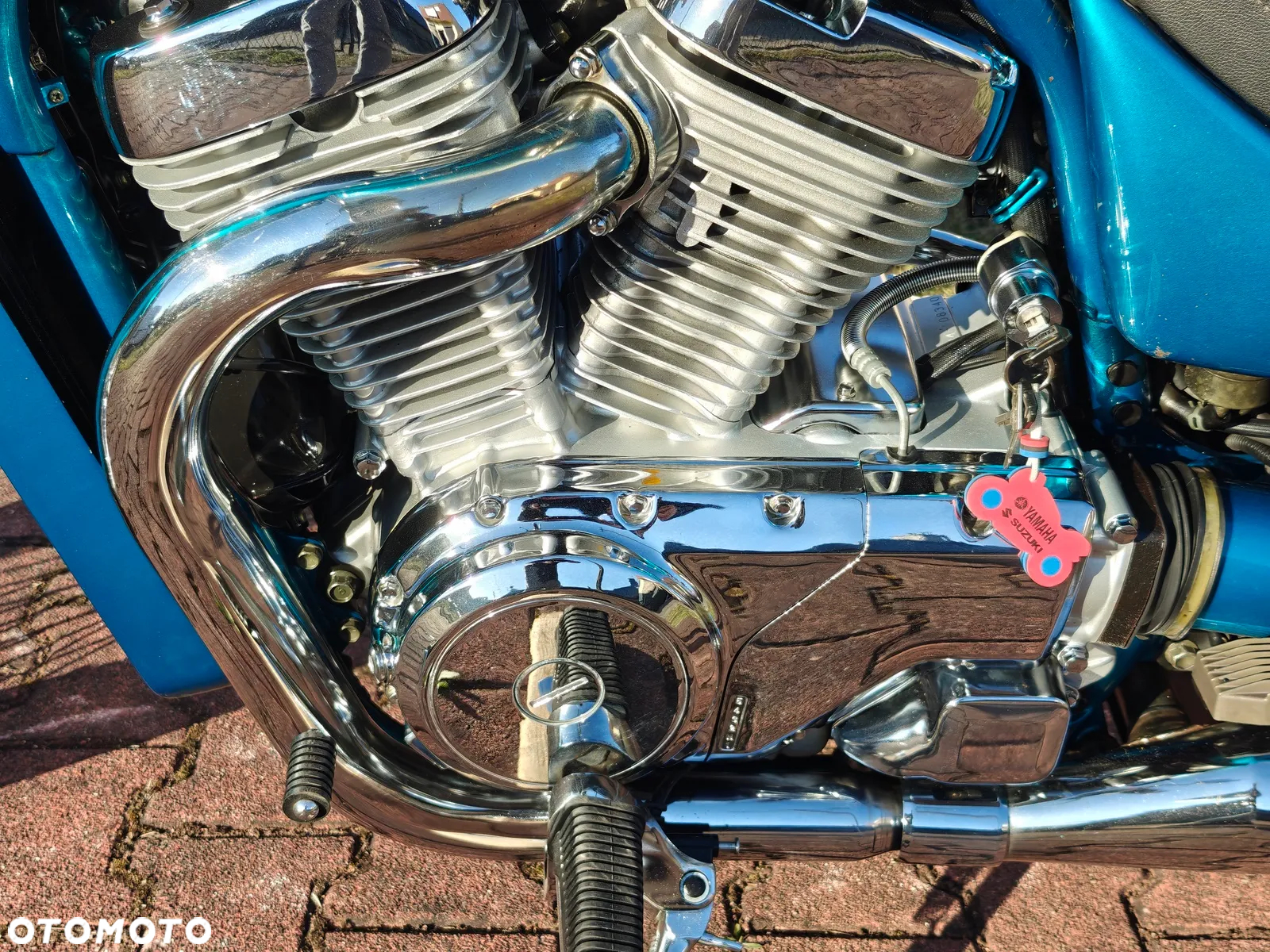 Suzuki Intruder - 18