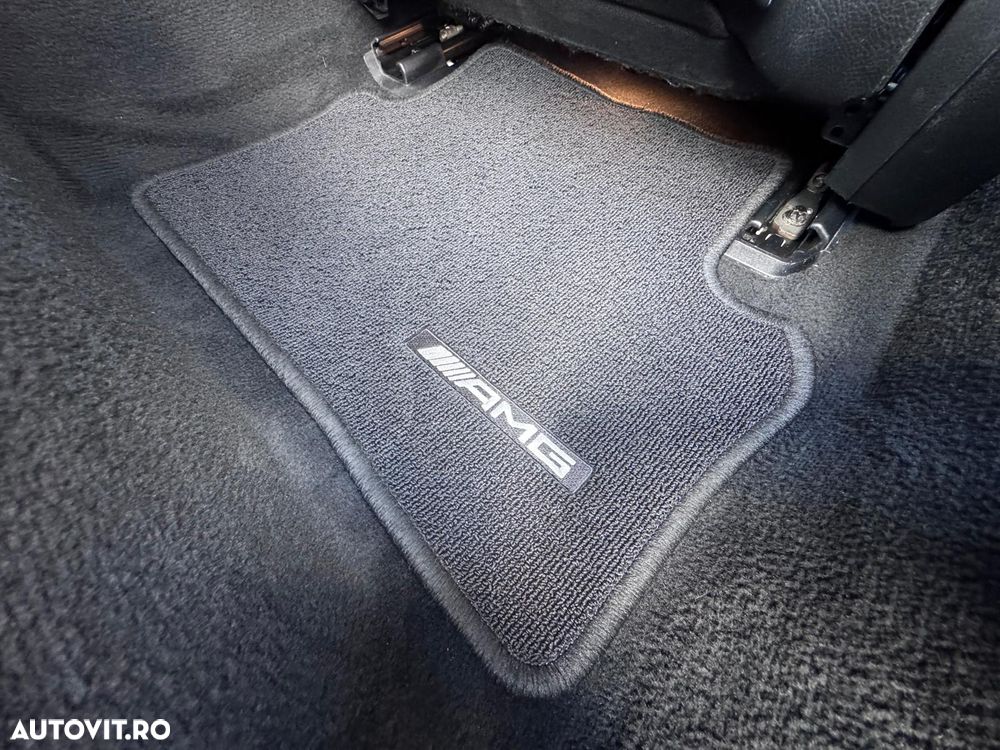Mercedes-Benz CLS 400 d 4MATIC 9G-TRONIC AMG Line - 33