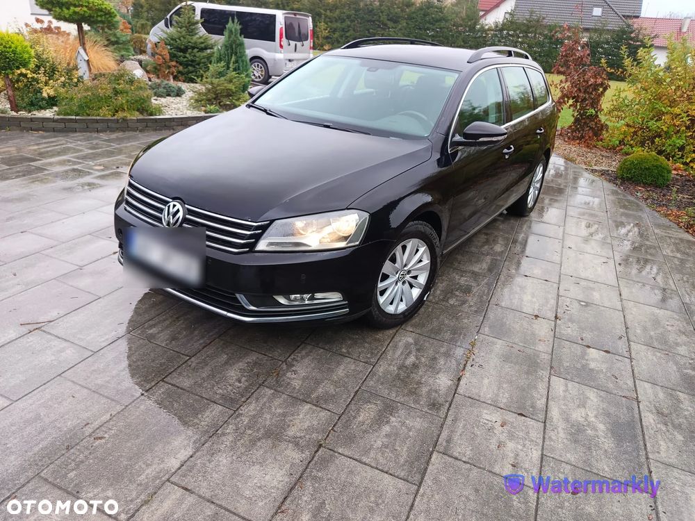 Volkswagen Passat 1.6 TDI DPF BlueMot Comfortline - 1