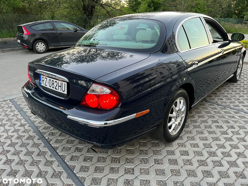Jaguar S-Type 2.5 V6 Sport - 35