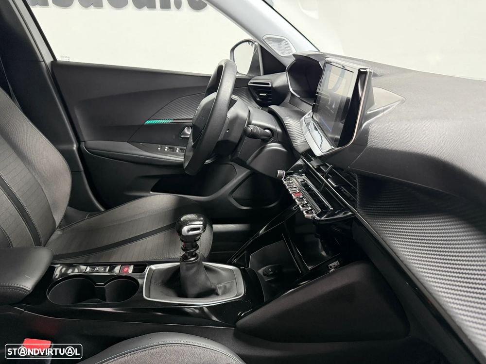Peugeot 2008 1.2 PureTech Allure - 20