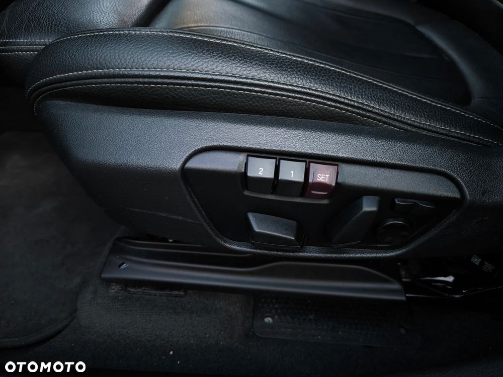 BMW X1 xDrive25e xLine - 8