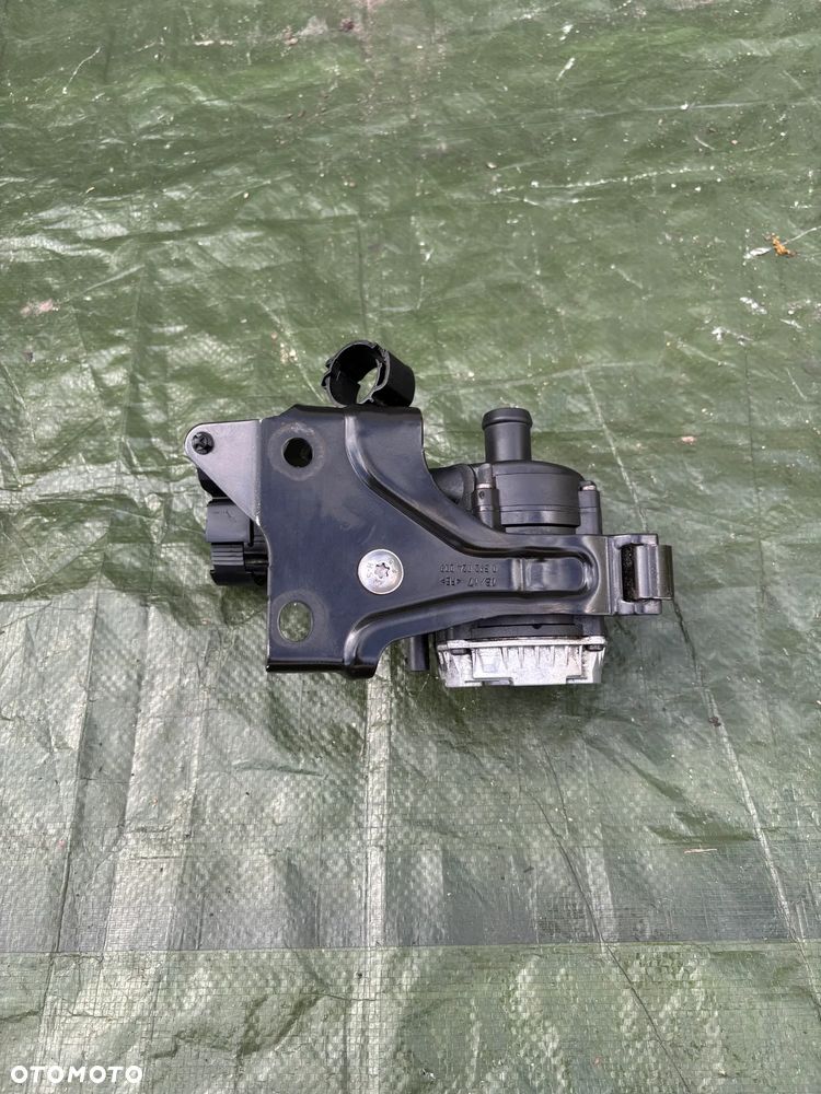 Vw Skoda Audi pompa pompka wody 04L965567A BOSCH - 4