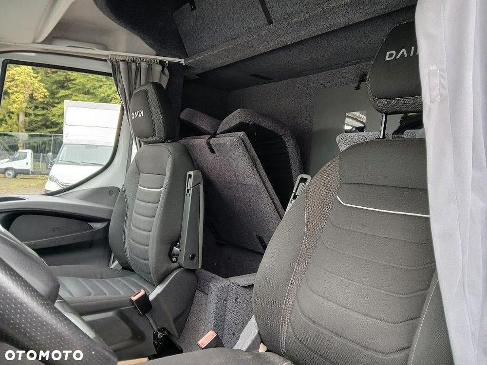 Iveco DAILY 70C18 - 9