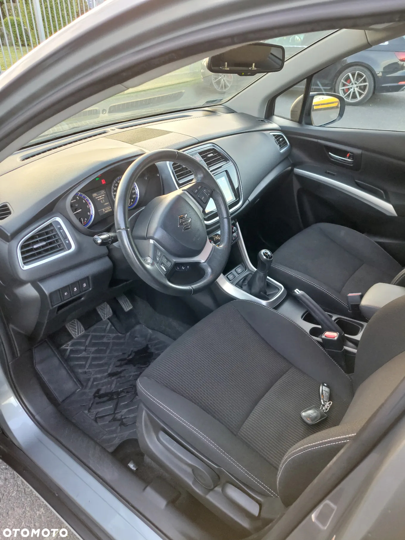 Suzuki SX4 S-Cross 1.0 T Premium - 11