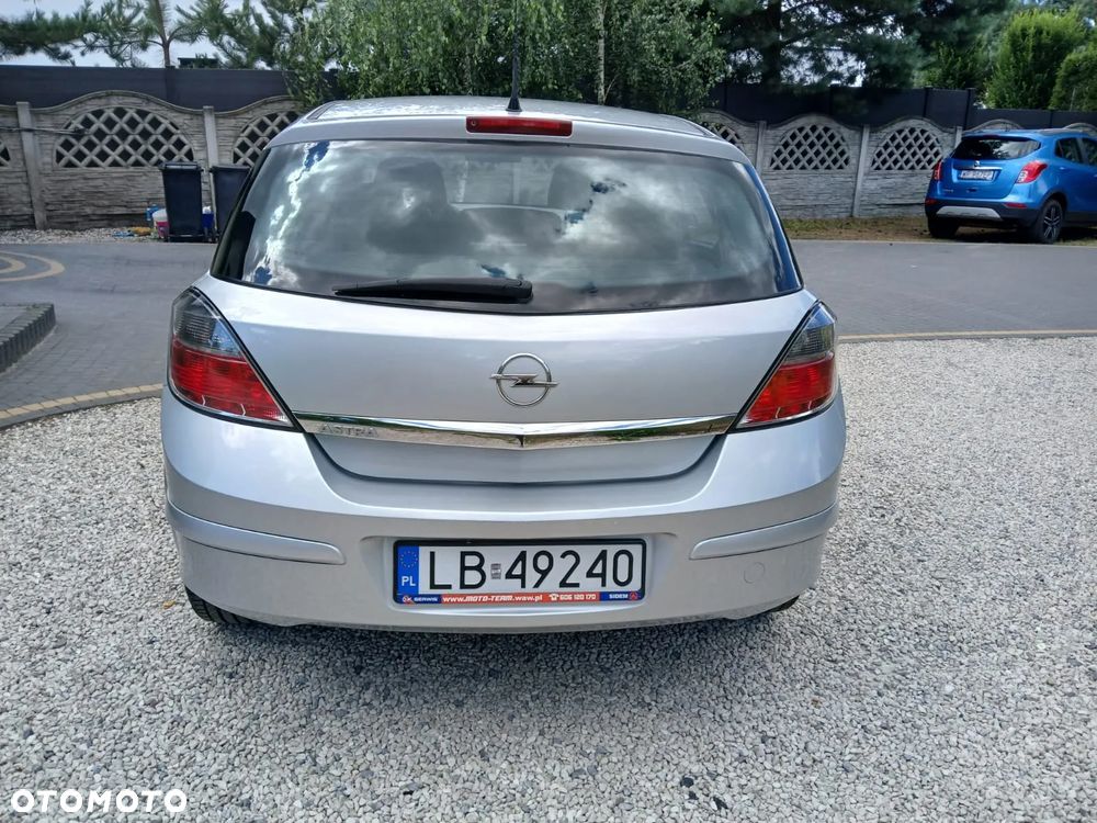 Opel Astra 1.6 - 22