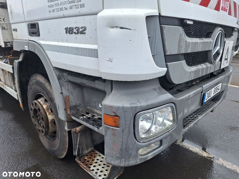 Versalift Actros 1832 L - 37