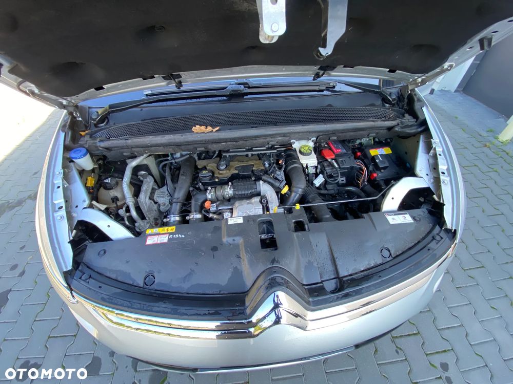 Citroën C4 Picasso 1.6 e-HDi Exclusive - 21