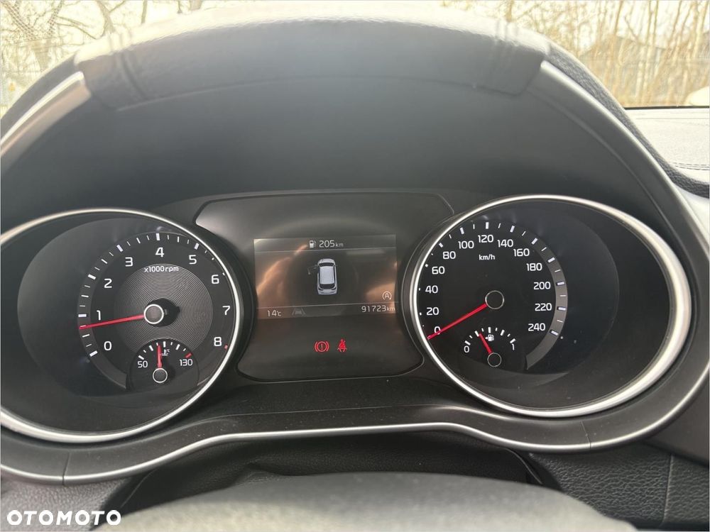 Kia Ceed 1.5 T-GDI M - 13