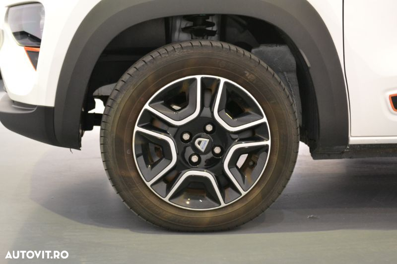 Dacia Spring - 5