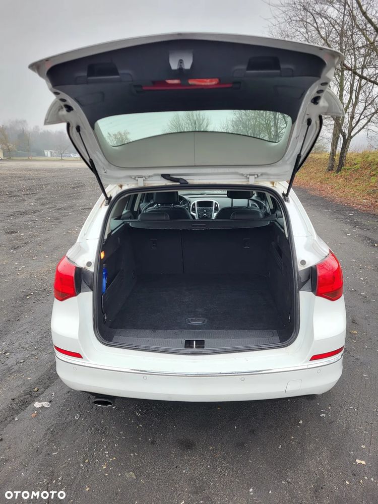 Opel Astra 1.6 ECOTEC DI Turbo ecoFLEX Start/Stop Exklusiv - 9