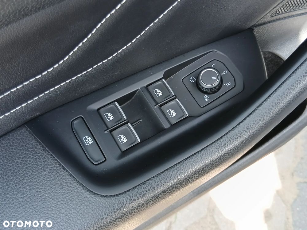 Volkswagen Arteon 2.0 TSI R-Line DSG - 18