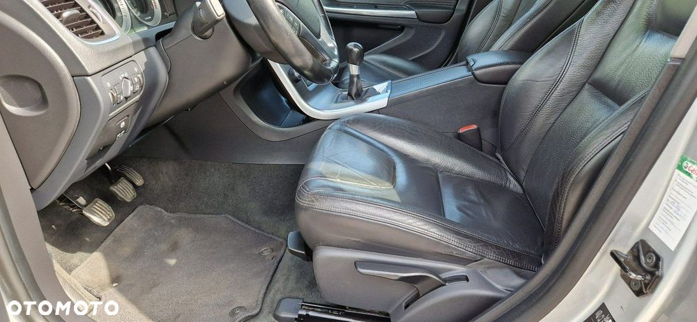 Volvo V60 - 19