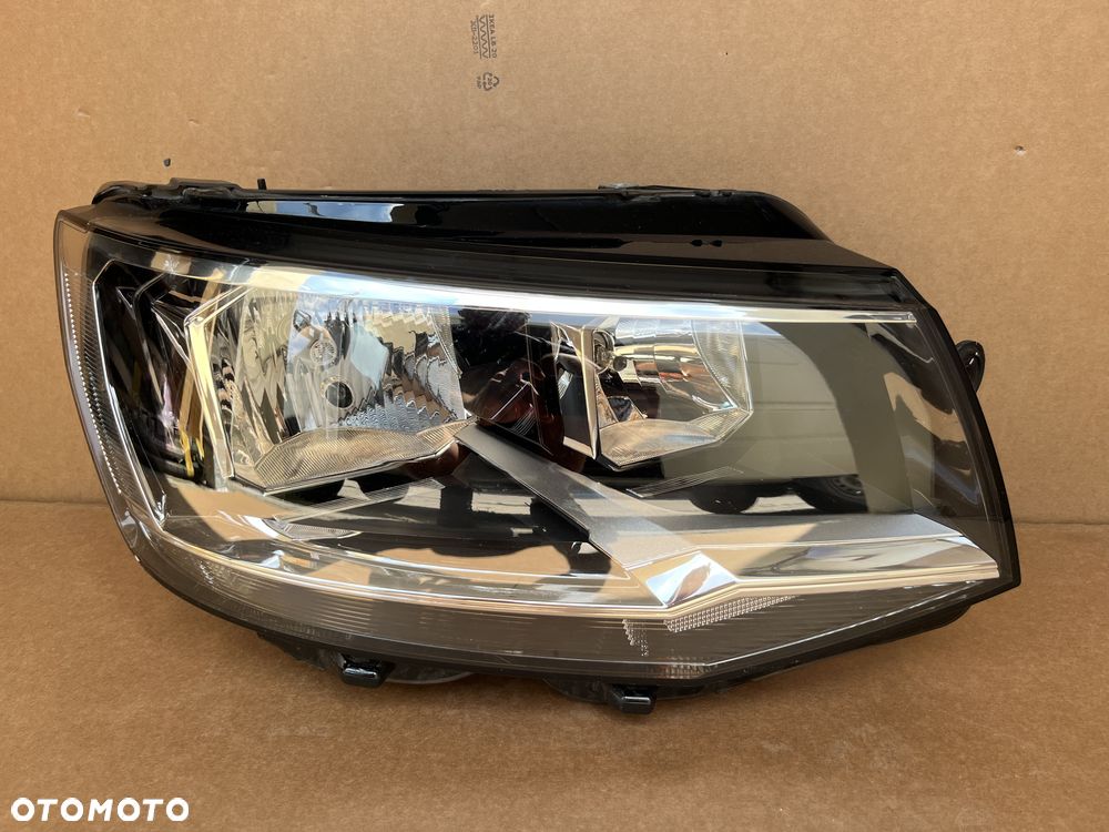 LAMPA VW TRANSPORTER T6 7E1941006F MULTIVAN ZWYKŁA REFLEKTOR PRAWY T6 VW T6 - 1