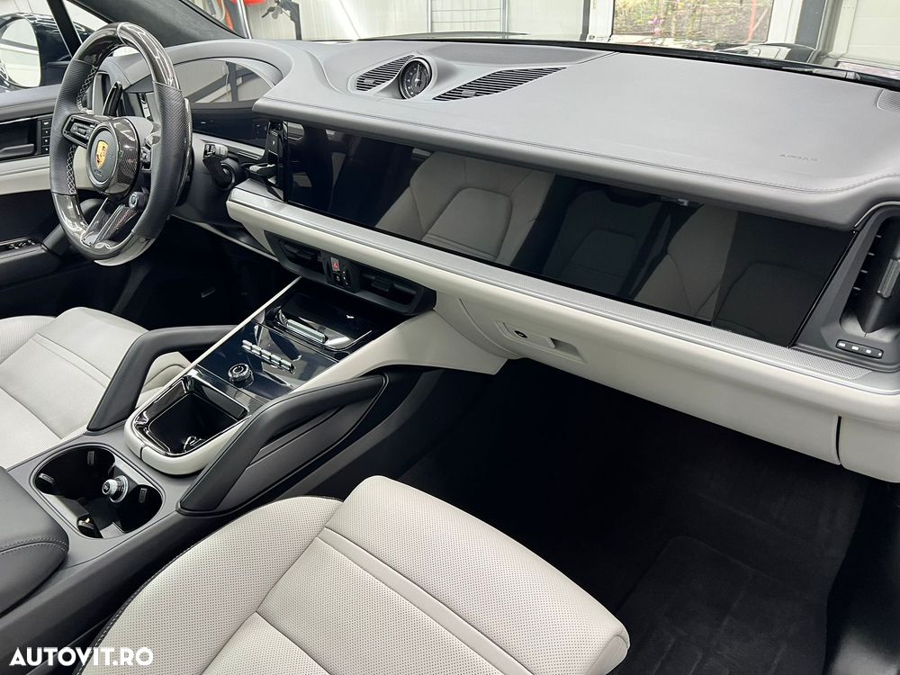 Porsche Cayenne Tiptronic S Black Edition - 3