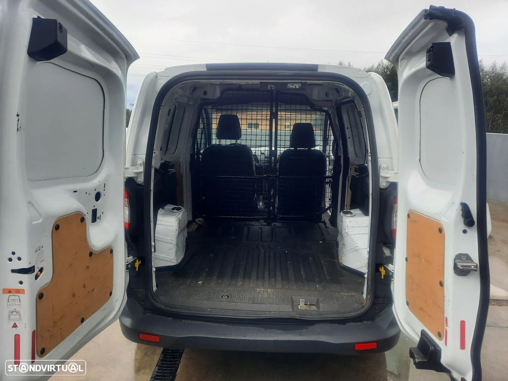 Ford Transit Courier - 5