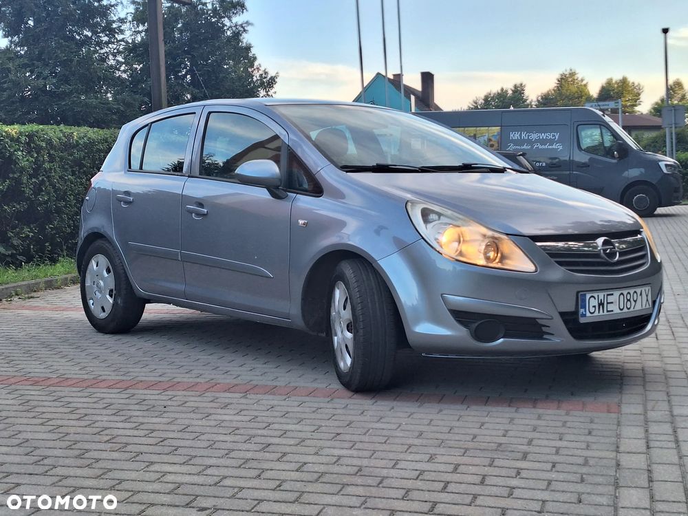 Opel Corsa 1.2 16V Cosmo - 1