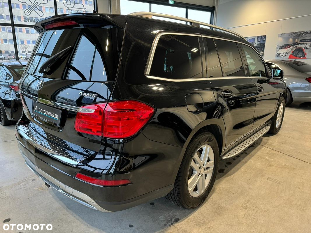 Mercedes-Benz GL 500 4-Matic - 8