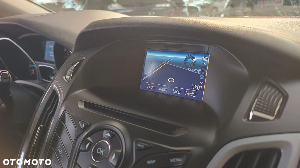 Ford Focus 1.6 EcoBoost Titanium - 28