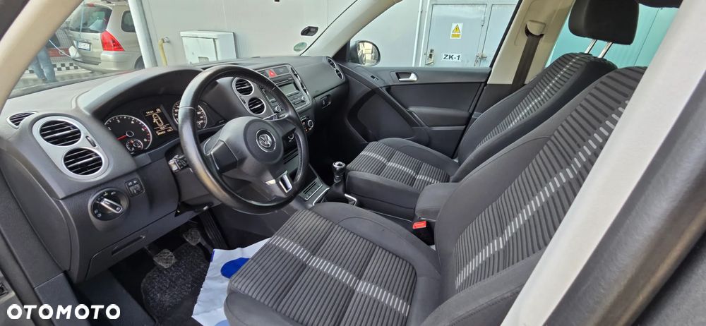 Volkswagen Tiguan 2.0 TDI DPF BlueMotion Technology Exclusive - 29