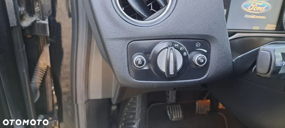 Ford Mondeo 2.0 TDCi Titanium X - 13