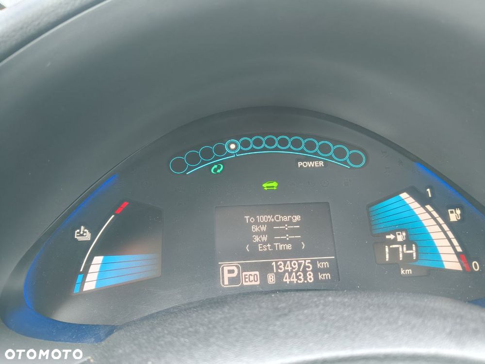 Nissan Leaf 30kWh Acenta - 10