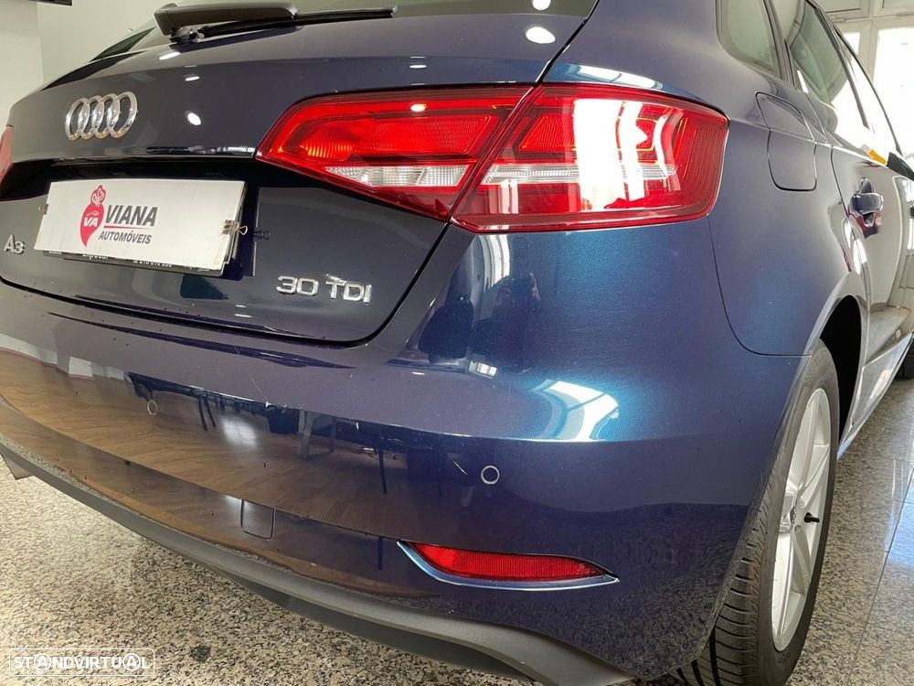 Audi A3 Sportback 30 TDI Design - 12