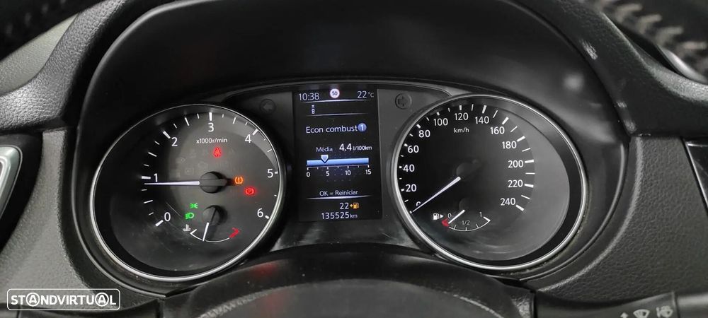Nissan Qashqai 1.5 dCi Tekna Sport 17 - 32