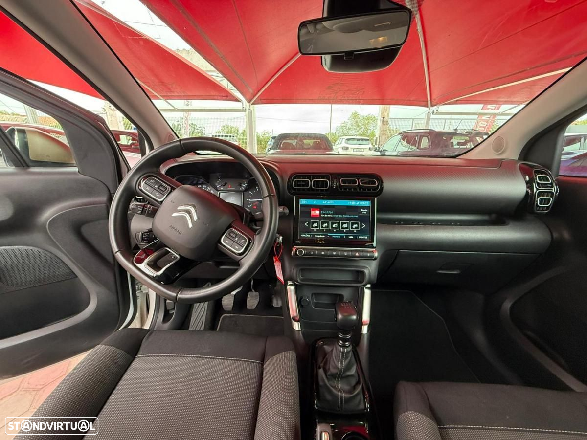 Citroën C3 1.2 PureTech Shine - 16