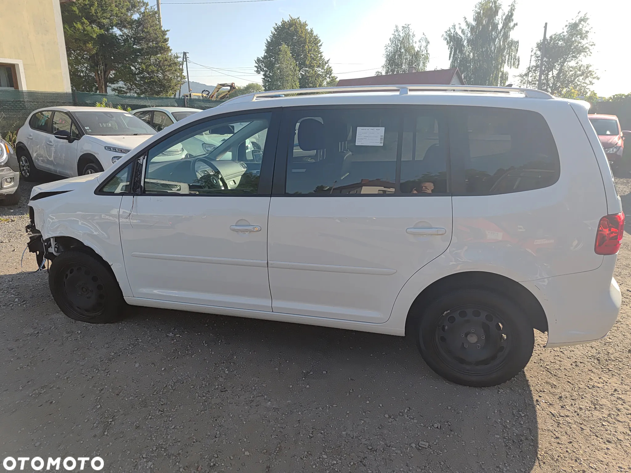 Volkswagen Touran 1.6 TDI DPF Comfortline - 11