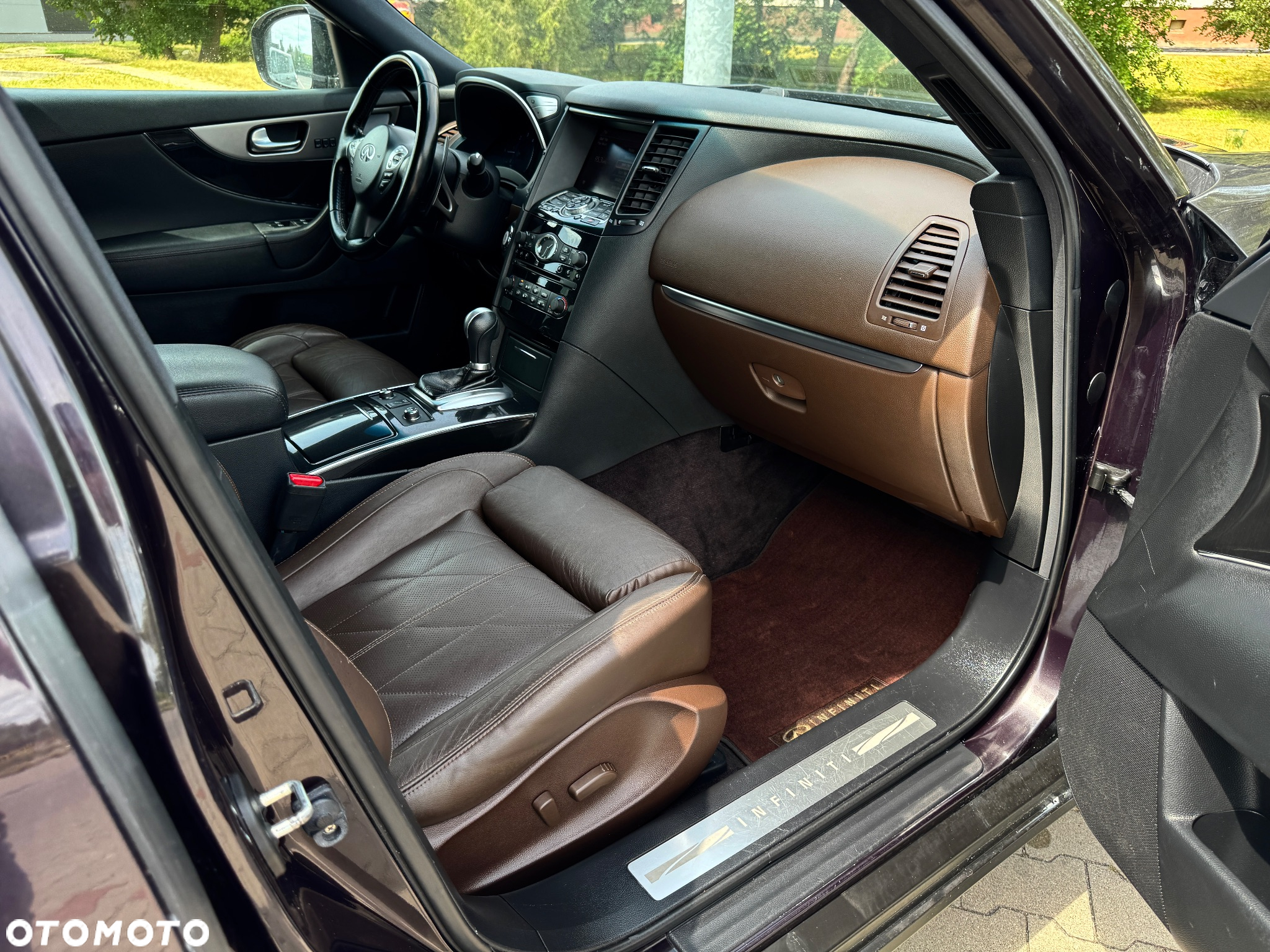 Infiniti FX FX30d S Premium - 25