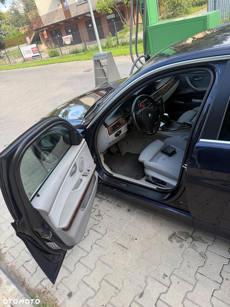BMW Seria 3 330xi - 5