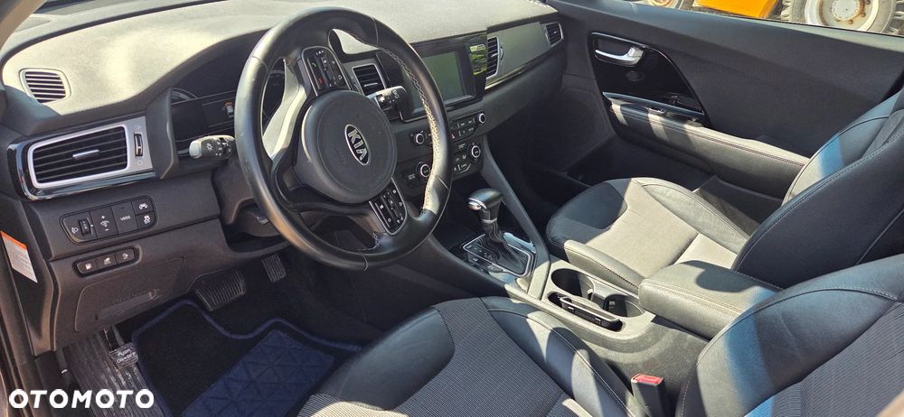 Kia Niro 1.6 GDI Plug-in Hybrid L - 4
