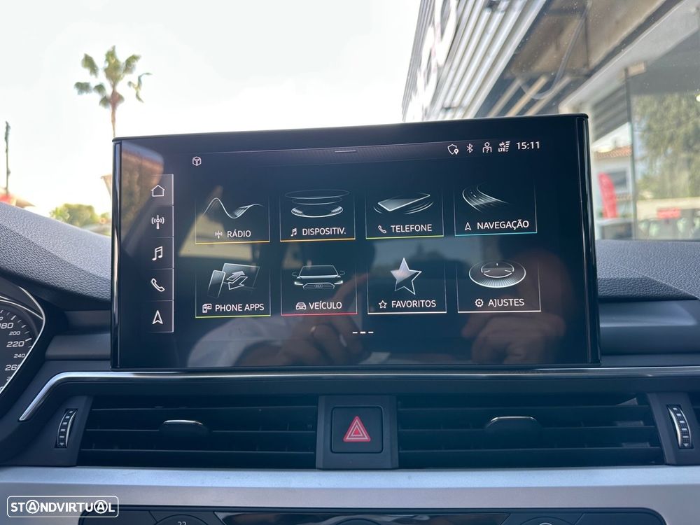 Audi A4 Avant 30 TDI S tronic - 14