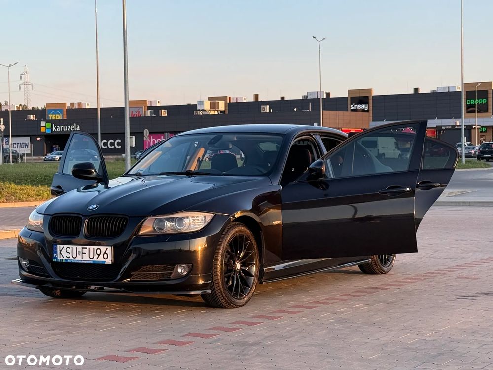 BMW Seria 3 320i - 10