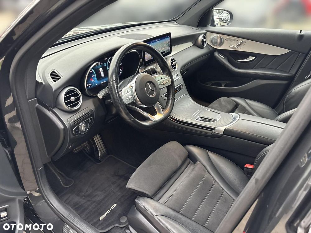 Mercedes-Benz GLC - 11