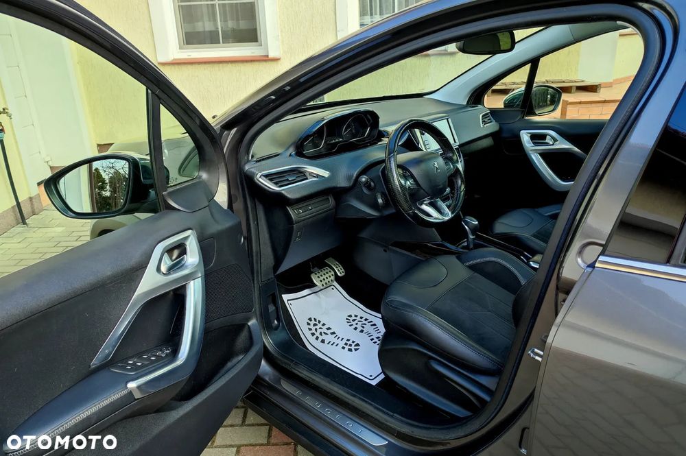 Peugeot 2008 PureTech 110 Stop&Start EAT6 Crossway - 20