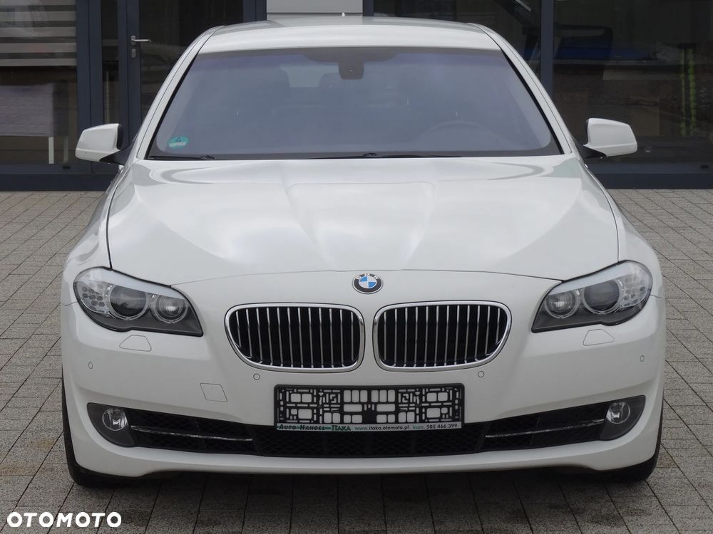 BMW Seria 5 520i Sport-Aut - 3