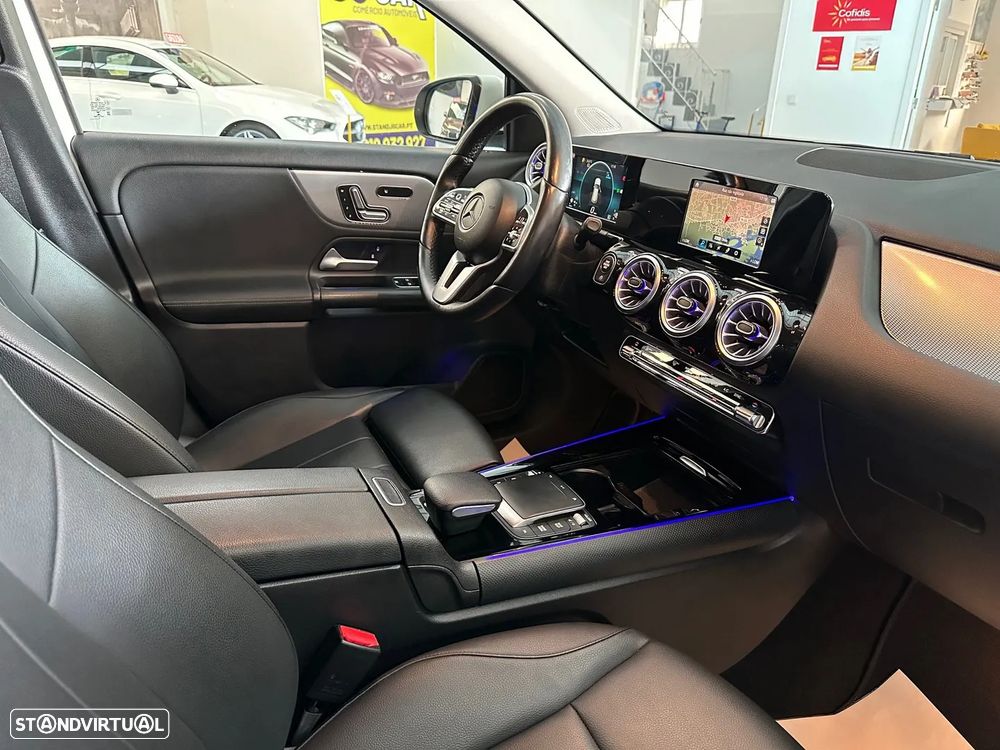 Mercedes-Benz GLA 200 7G-DCT Style - 31