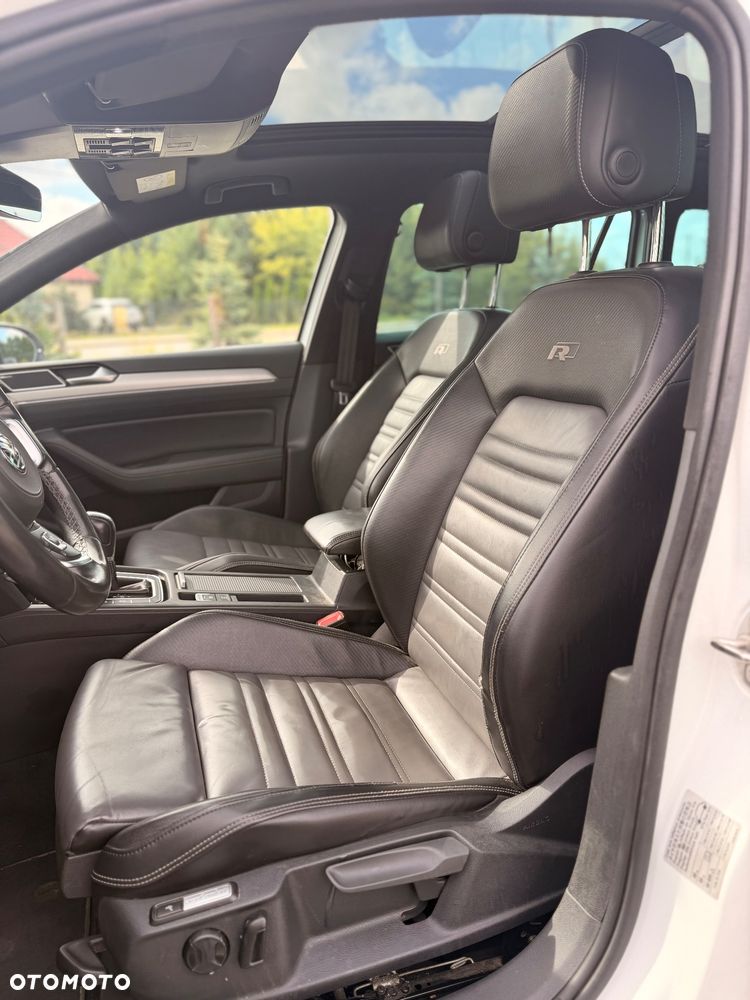 Volkswagen Passat - 9