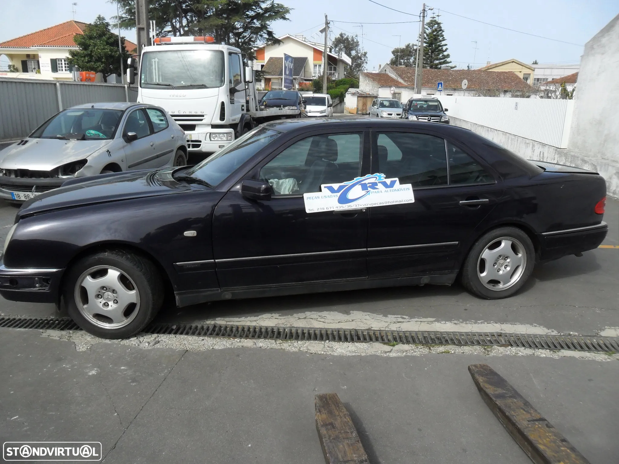 Mercedes E210 (1995-1999) - Viatura para peças - 4