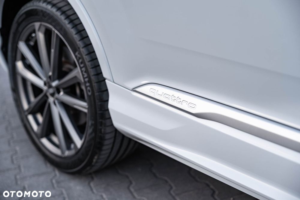 Audi Q7 - 12