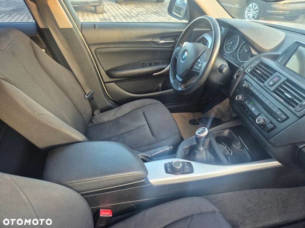 BMW Seria 1 118d DPF Edition Lifestyle - 12