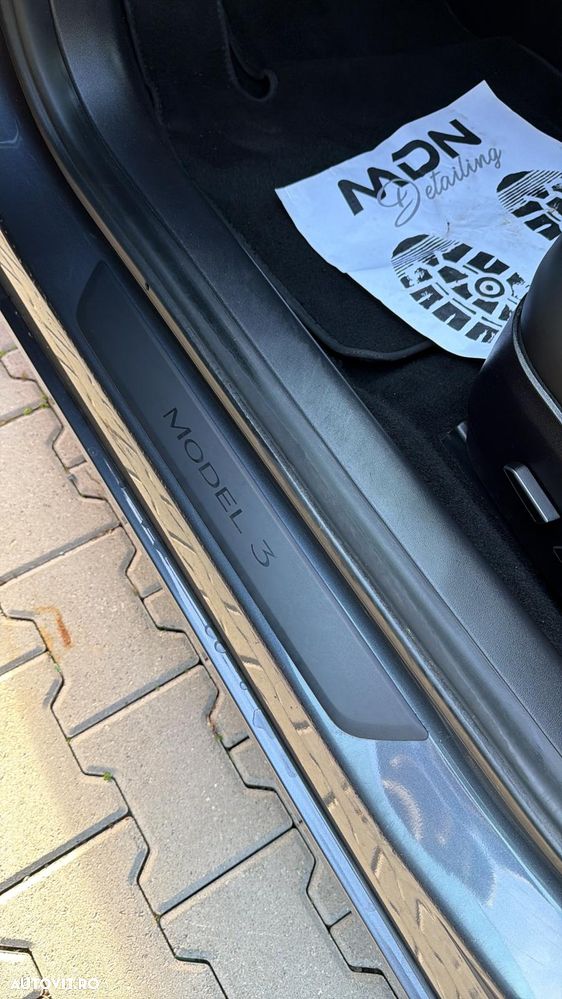 Tesla Model 3 Langstreckenbatterie Allradantrieb Dual Motor - 28