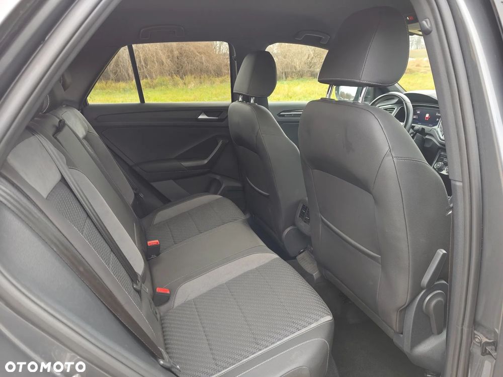 Volkswagen T-Roc 2.0 TDI SCR DSG R-Line - 13