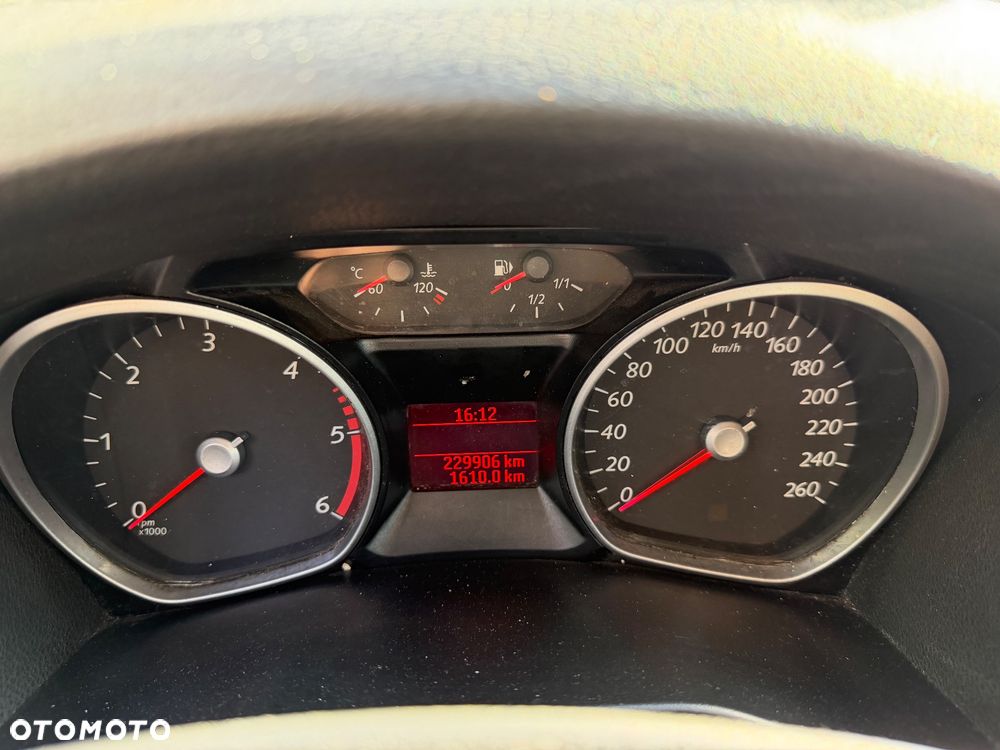 Ford Mondeo 2.0 TDCi Ambiente - 8