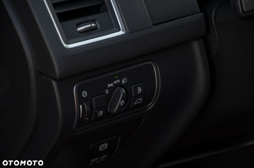 Volvo XC 60 T5 Powershift RDesign - 30